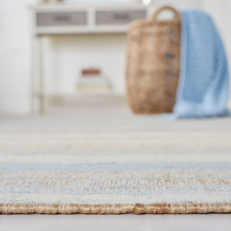 SAFAVIEH Handmade Kilim Dvira Stripe Jute & Wool Rug