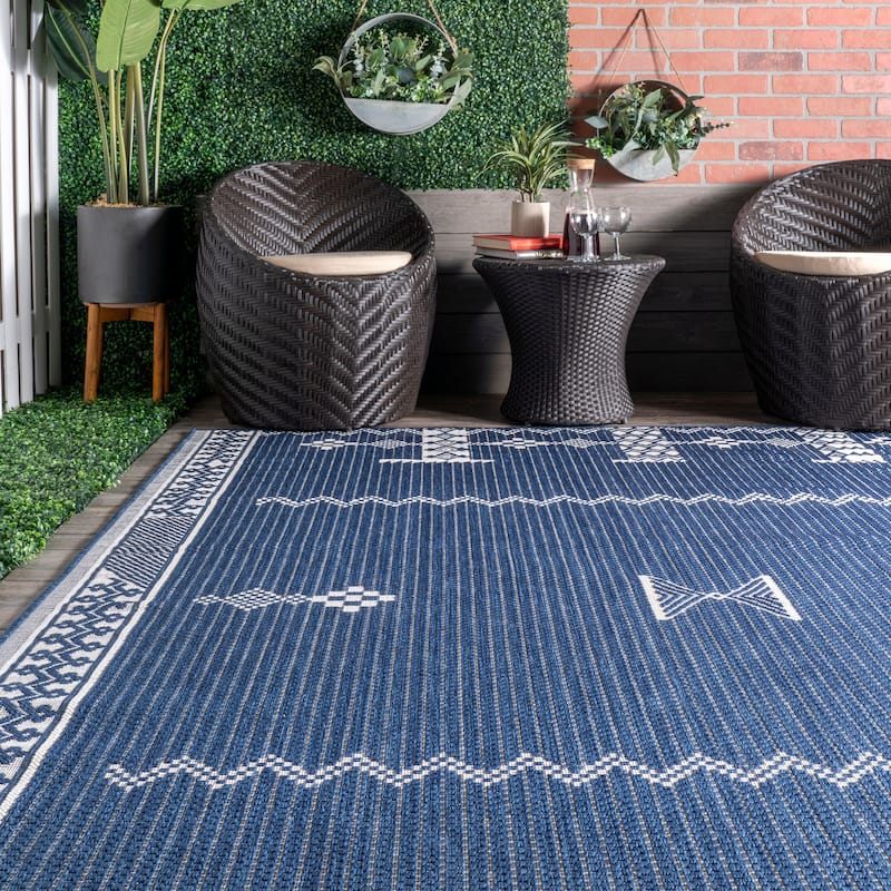 Nuloom Lowen Tribal Indoor/Outdoor Area Rug
