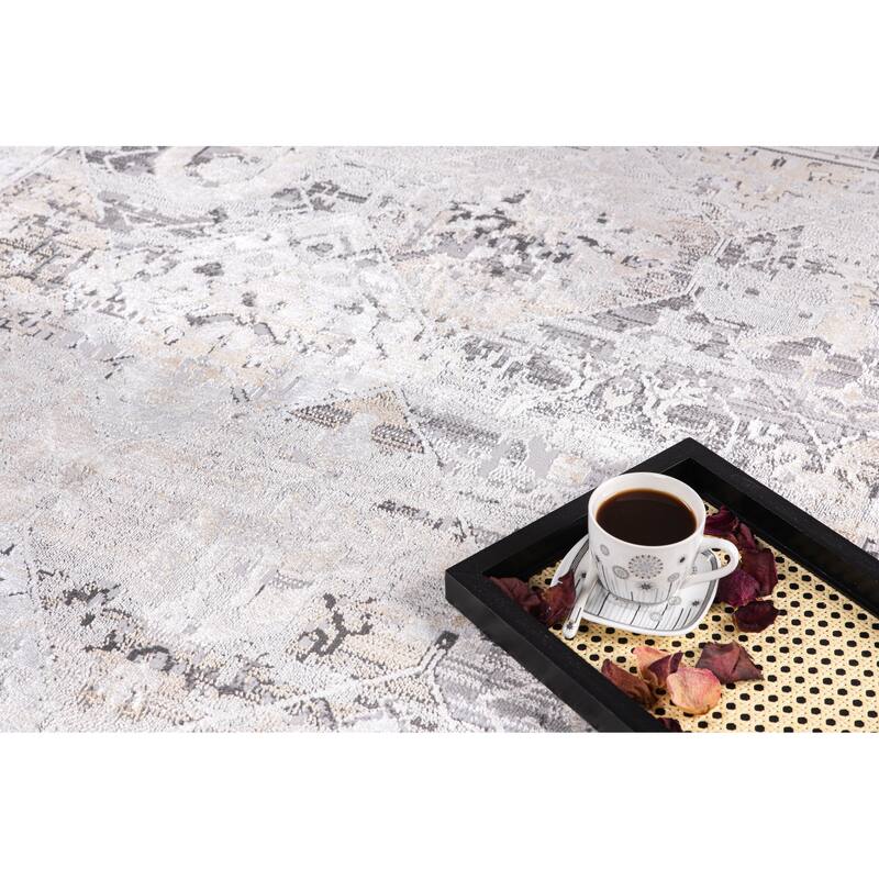 Bowman Classic Distressed Gray/Ivory Area Rug