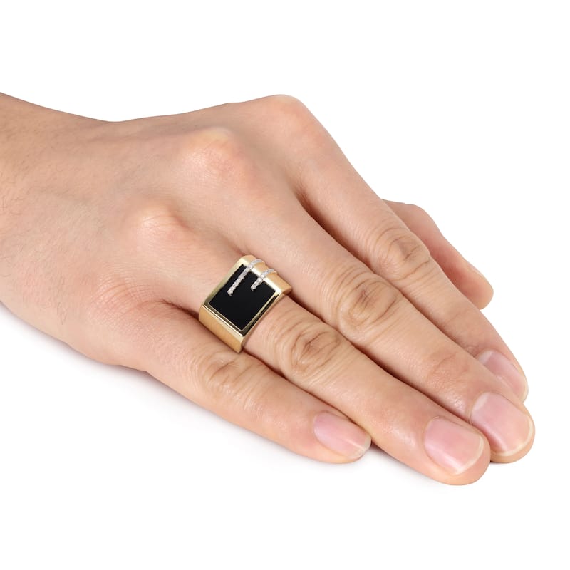 Miadora 5ct TGW Square Black Onyx and 1/6 ct TDW Diamond Mens Ring in Yellow Silver
