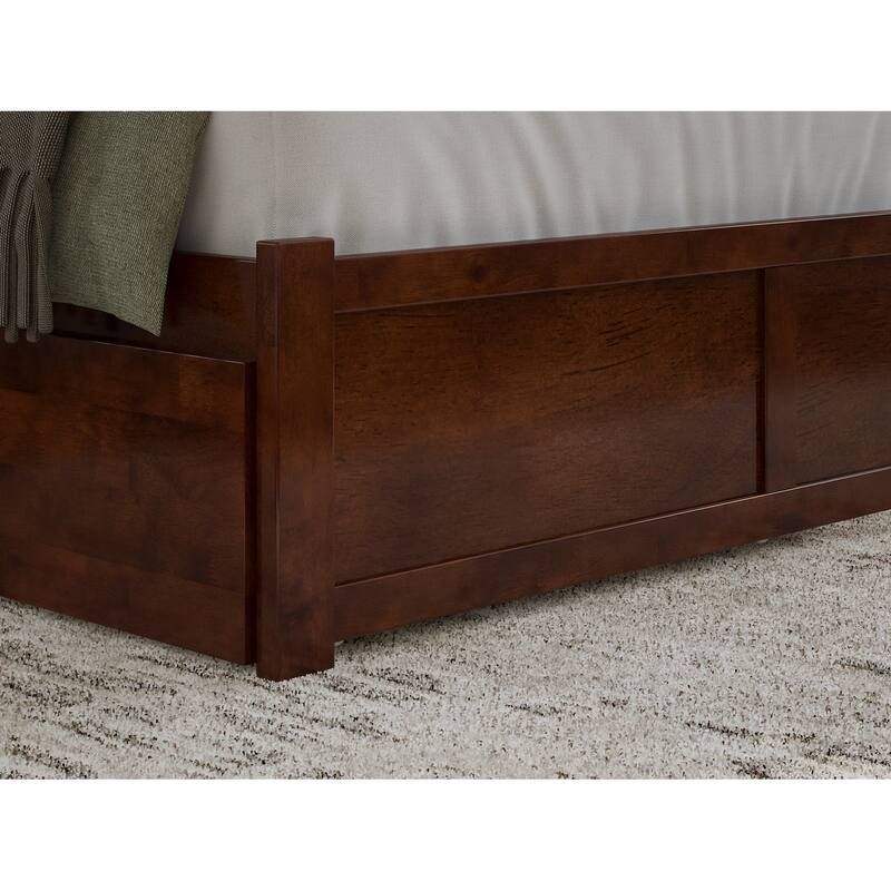 Nantucket Bed with Footboard and Twin Extra Long Trundle