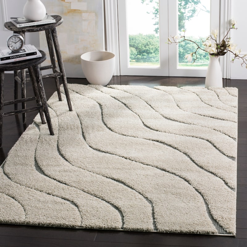 SAFAVIEH Florida Shag Hervor Soft Serene Waves 1.2-inch Thick Rug - 6' x 9' - Cream/Grey - Rectangle