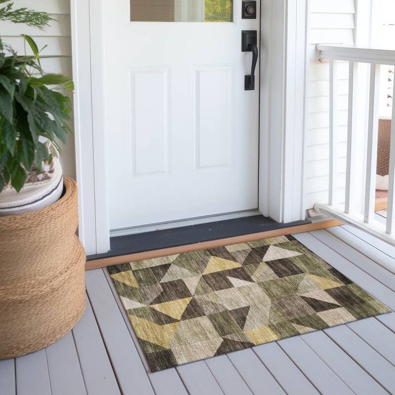 Machine Washable Indoor/ Outdoor Geo Rubi Chantille Rug - Fern - 1'8" x 2'6"