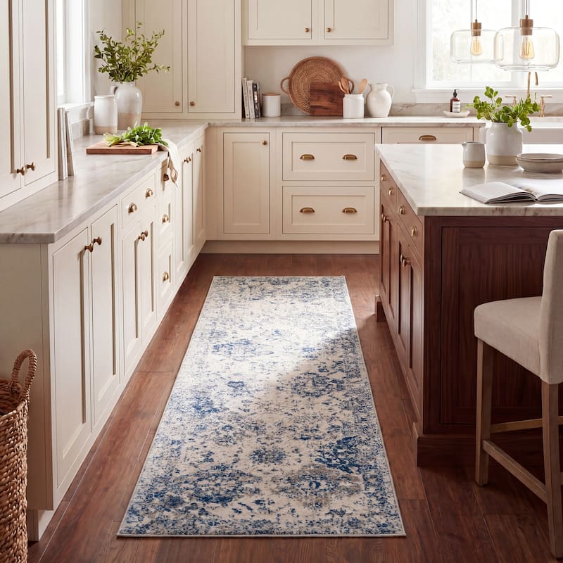SAFAVIEH Madison Bettylou Boho Chic Distressed Area Rug