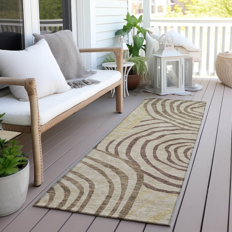 Machine Washable Indoor/ Outdoor Chantille Contemporary Dimensions Rug - Brown - 2'3" x 7'6"