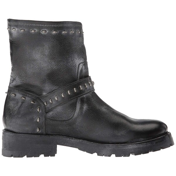frye natalie