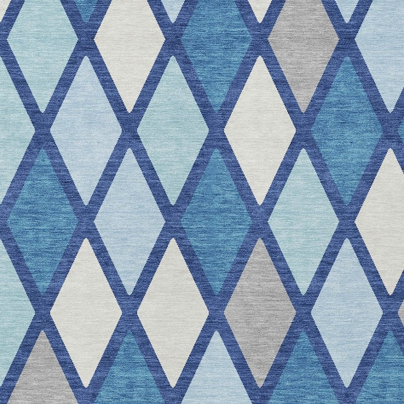 HomeRoots Geometric Transitional Rectangle Outdoor Rug