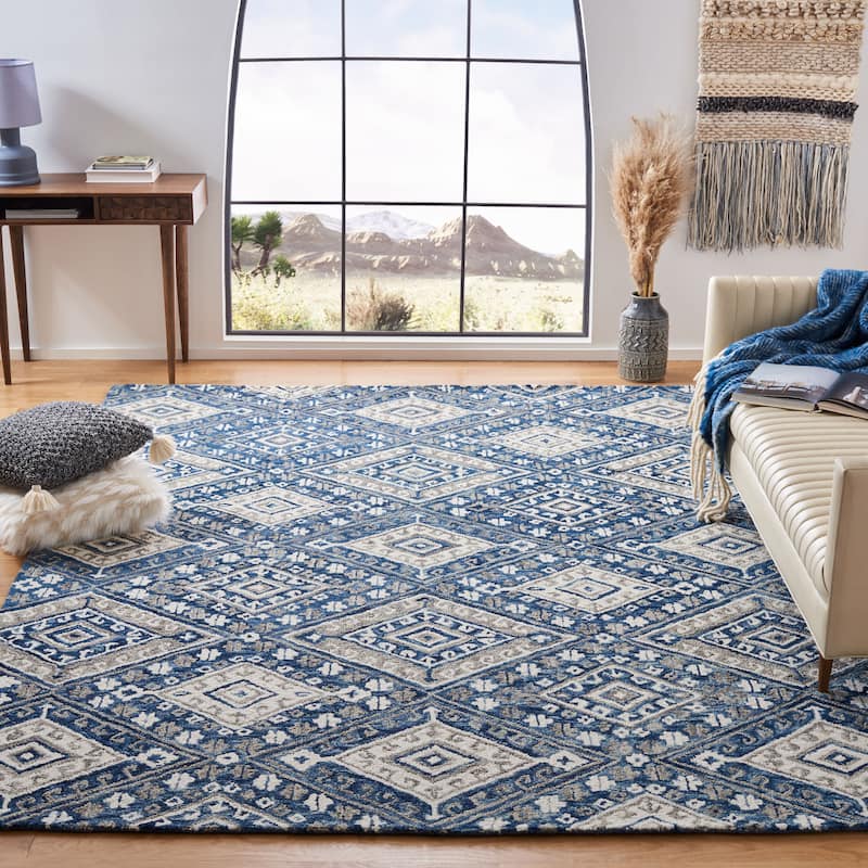 SAFAVIEH Handmade Aspen Stelka Boho Tribal Wool Rug