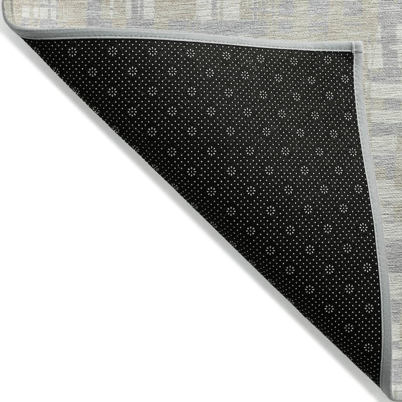 Machine Washable Indoor/ Outdoor Modern Crosshatch Chantille Rug