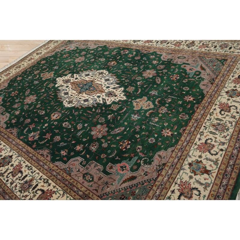 9'2''x11'10'' Hand Knotted Wool Green Pak Persian 300 KPSI Velvety Rug - 9' 2'' x 11' 10''
