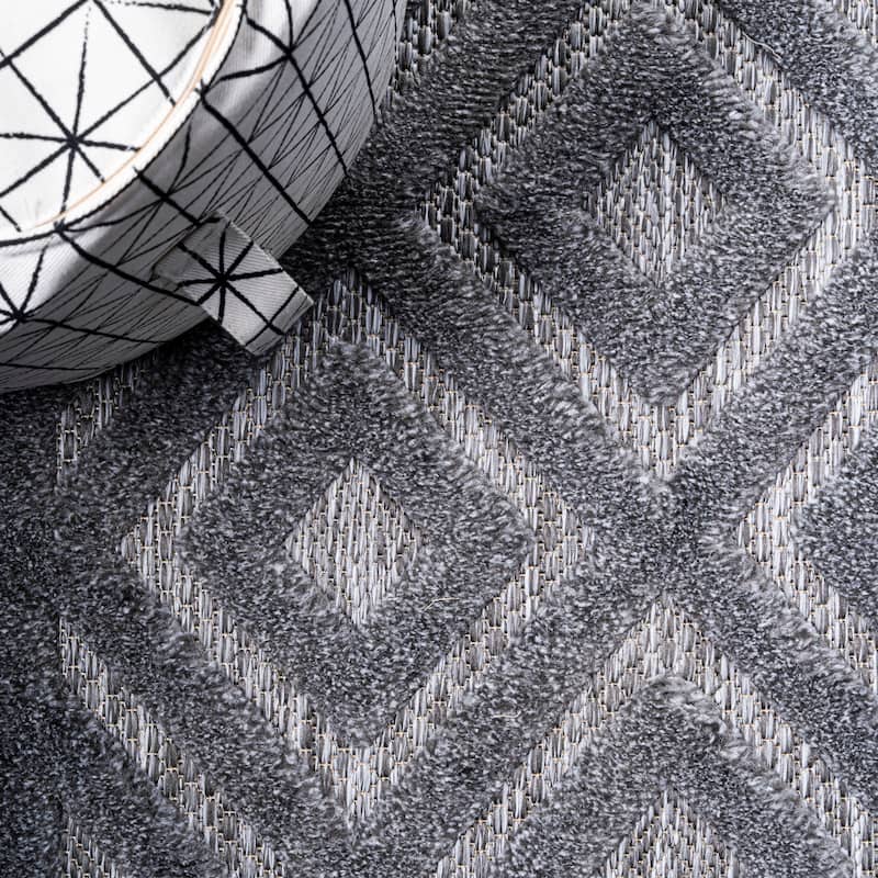 JONATHAN Y Ankara Neutral Diamond Trellis Indoor/Outdoor Area Rug