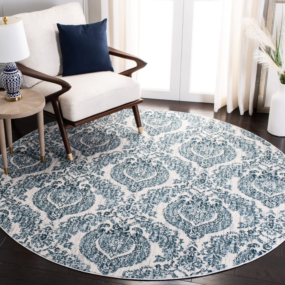 SAFAVIEH Isabella Lorrie Traditional Medallion Rug