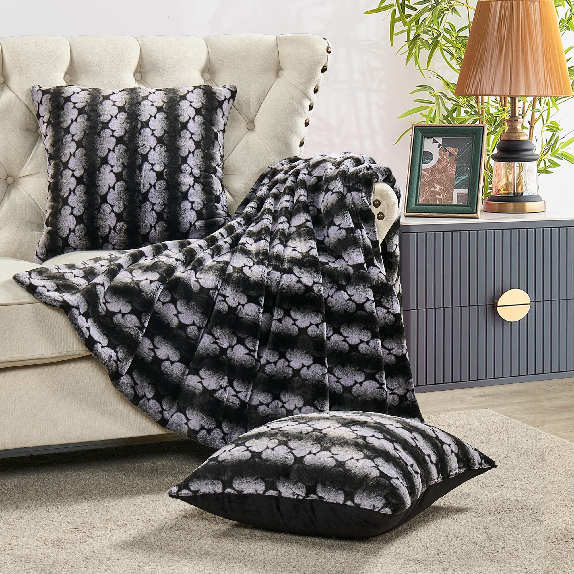 Blanket with pillow cover 2025
