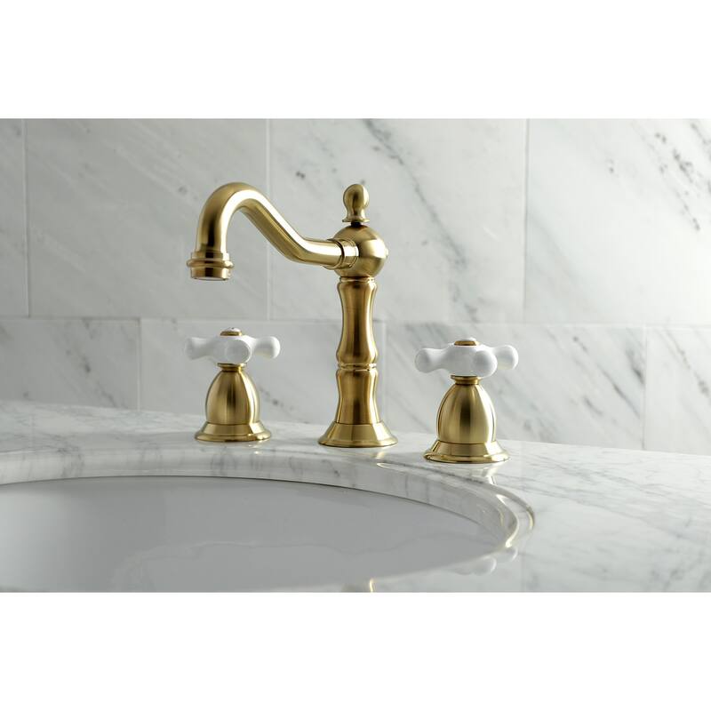Kingston Brass Heritage 8 in. Widespread Bathroom Faucet - Brushed Brass