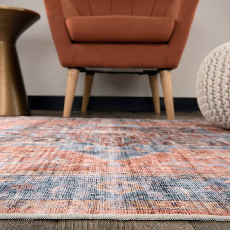 World Rug Gallery Distressed Traditional Machine Washable Area Rug