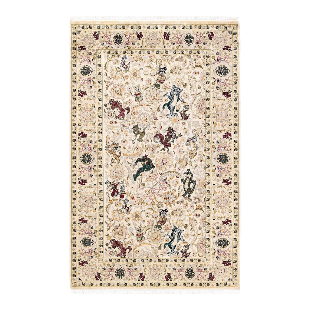 Overton Handknotted Wool Traditional Oriental Ivory Area Rug - 5' x 8'