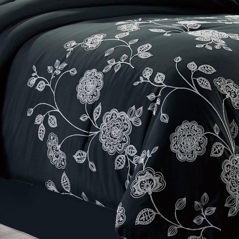 Behrouz Luxury 7 Piece Comforter