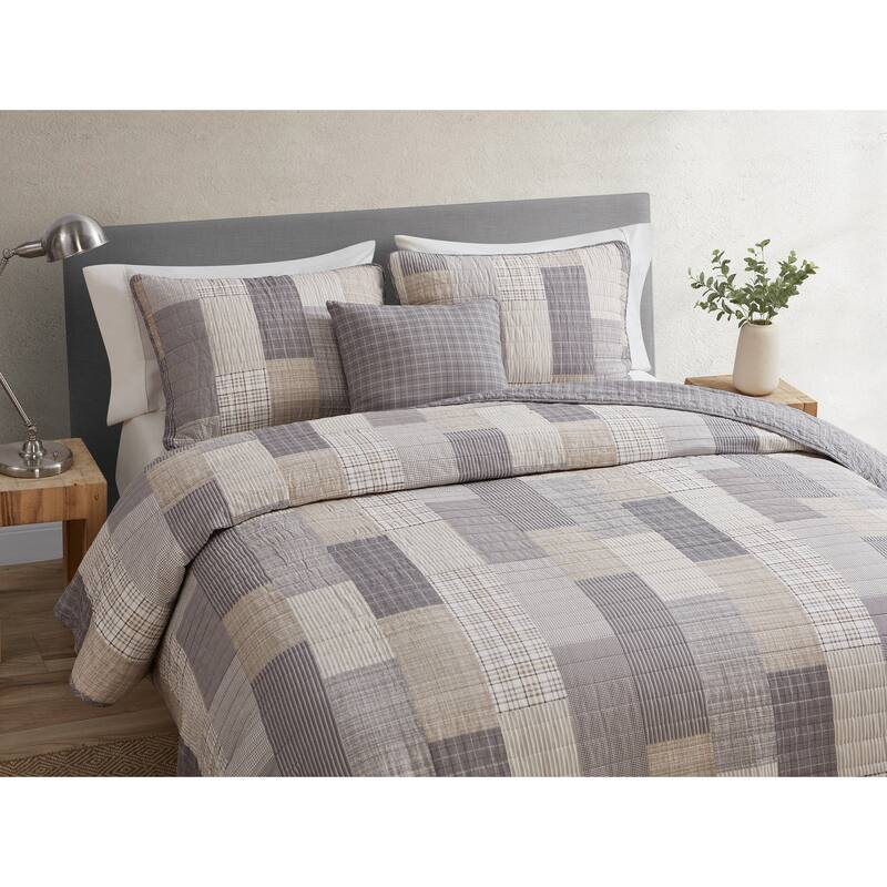 DESIGN STUDIO Lakeshore Plaid Grey Soft Cotton Reversible Quilt Set