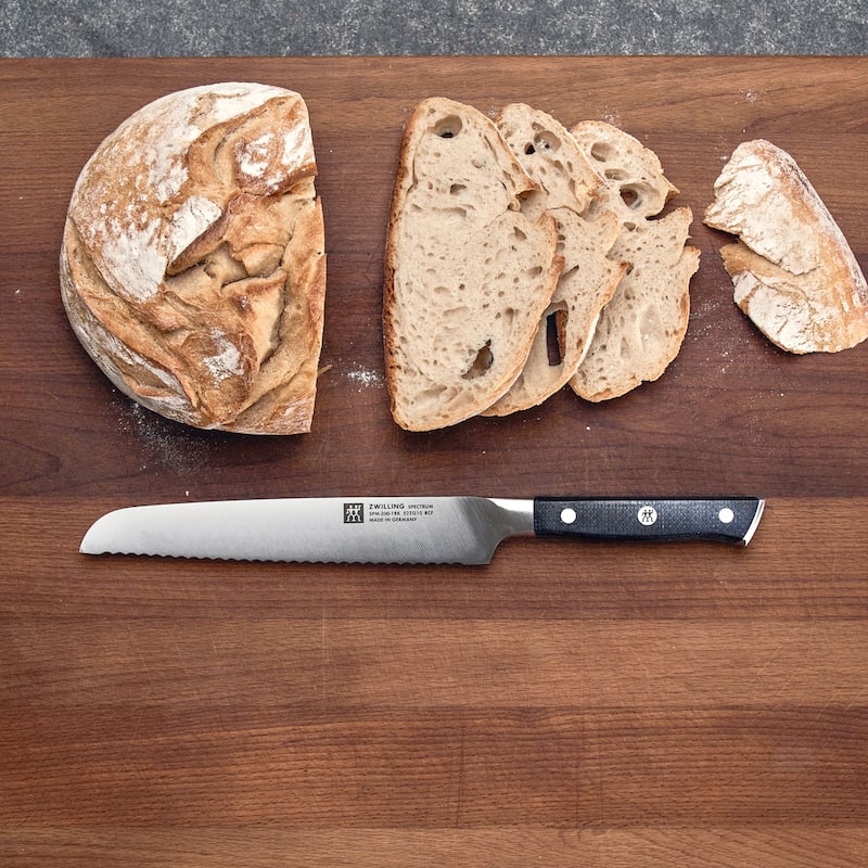 ZWILLING Spectrum 8-inch bread knife - Black