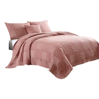 Veria 4 Piece King Quilt Set with Polka Dots The Urban Port, Pink