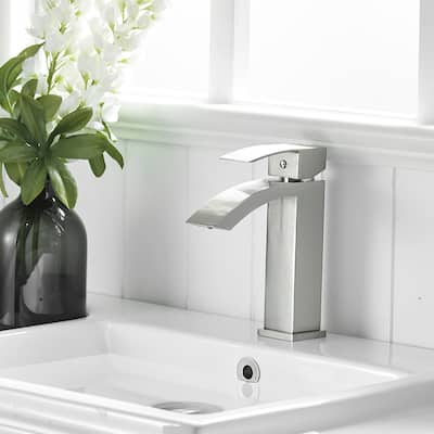Single Hole Single-Handle Bathroom Faucet in Brushed Nickel