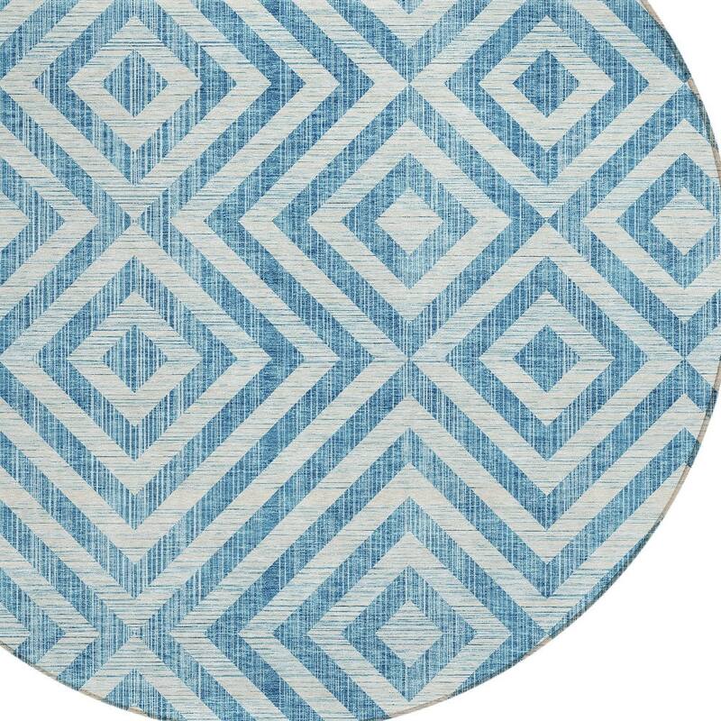 HomeRoots Geometric Transitional Rectangle Outdoor Rug