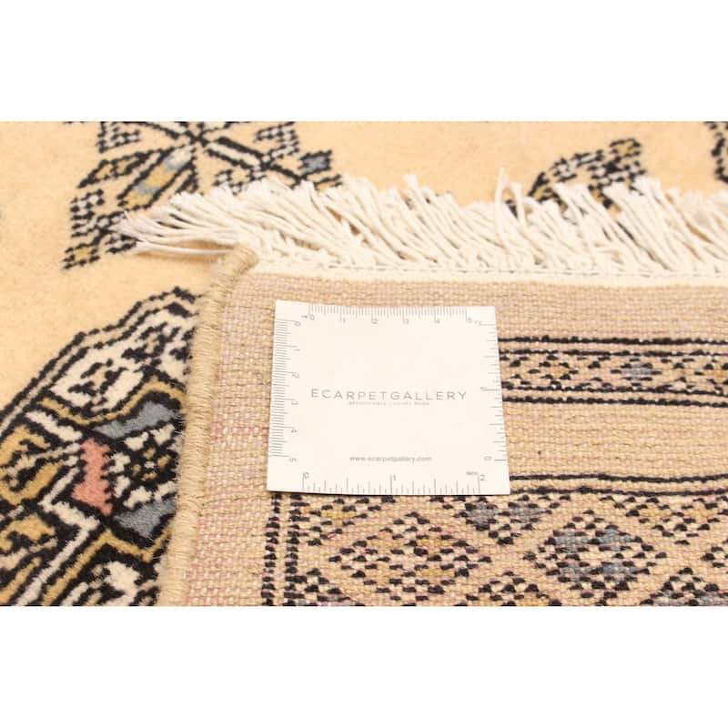 ECARPETGALLERY Hand-knotted Peshawar Bokhara Beige Wool Rug - 3'1 x 5'0