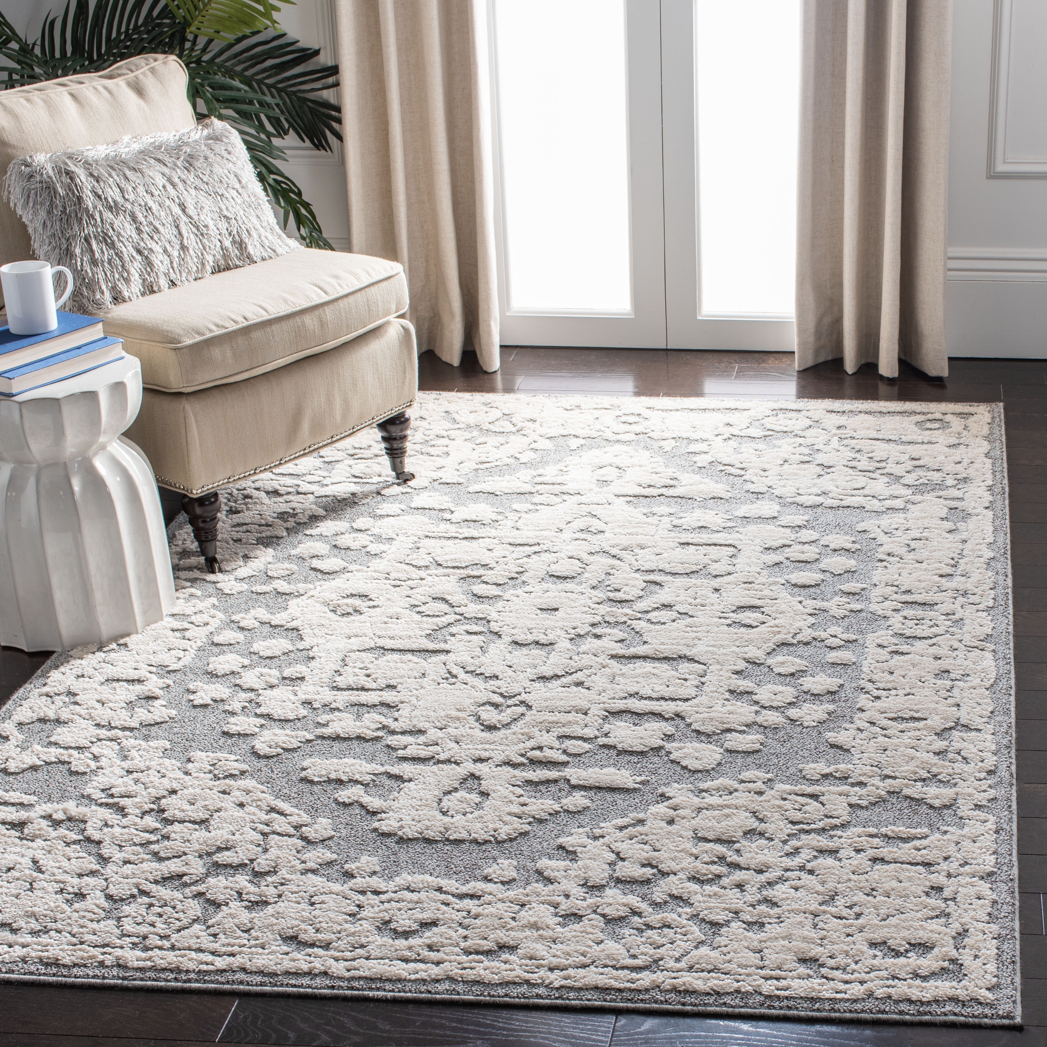 Martha Stewart by SAFAVIEH Lucia Shag Inis Rug