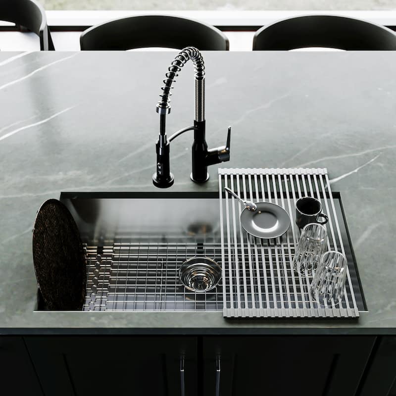 Karran Fusion Undermount 33-in x 18-in Stainless Steel Single Bowl Kitchen Sink