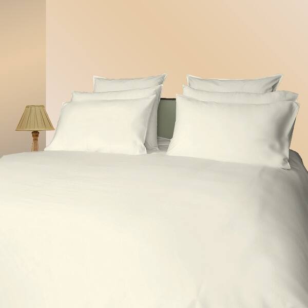 210 TC 100pct Cotton Percale Solid Pack of 4 Pillow Cases On Sale