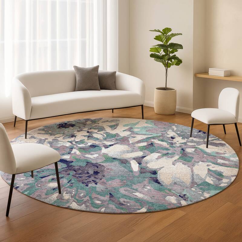 Machine Washable Indoor/ Outdoor Abstract Floral Chantille Rug