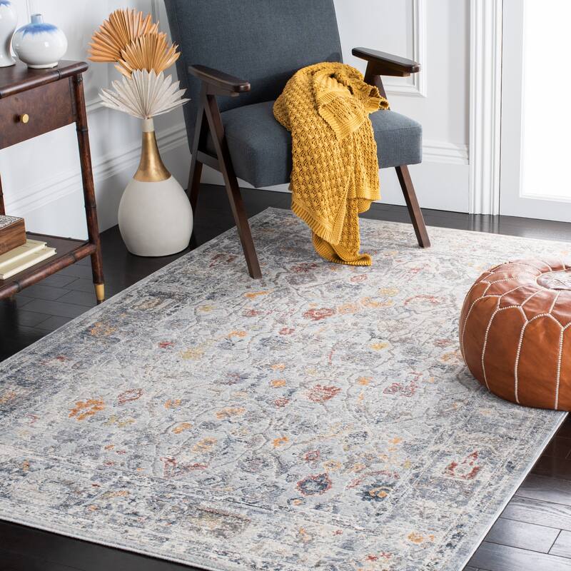 SAFAVIEH History Monique Distressed Rug