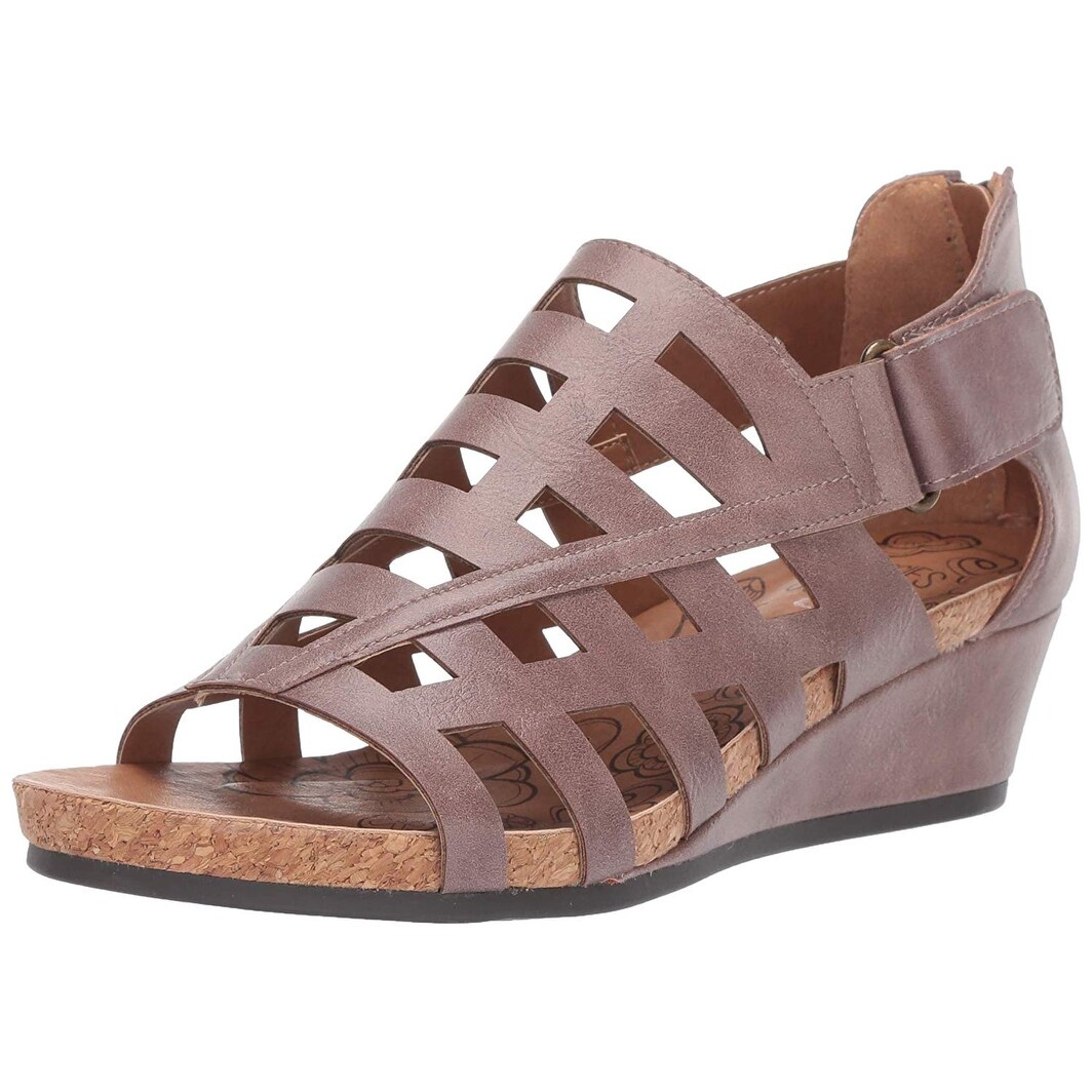 mootsie tootsie wedge sandals