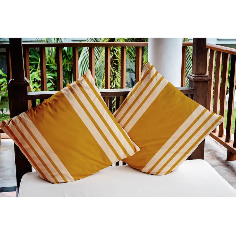 Stripe Indoor/Outdoor Throw Pillow