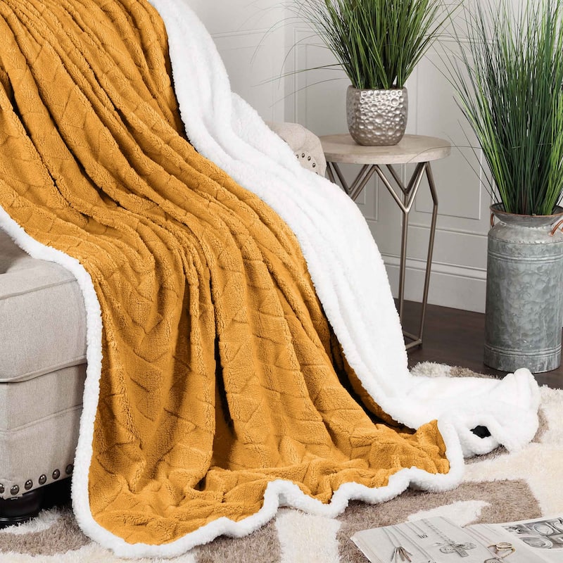 Superior Nuuk Jacquard Lattice Fluffy Sherpa Fleece Blanket