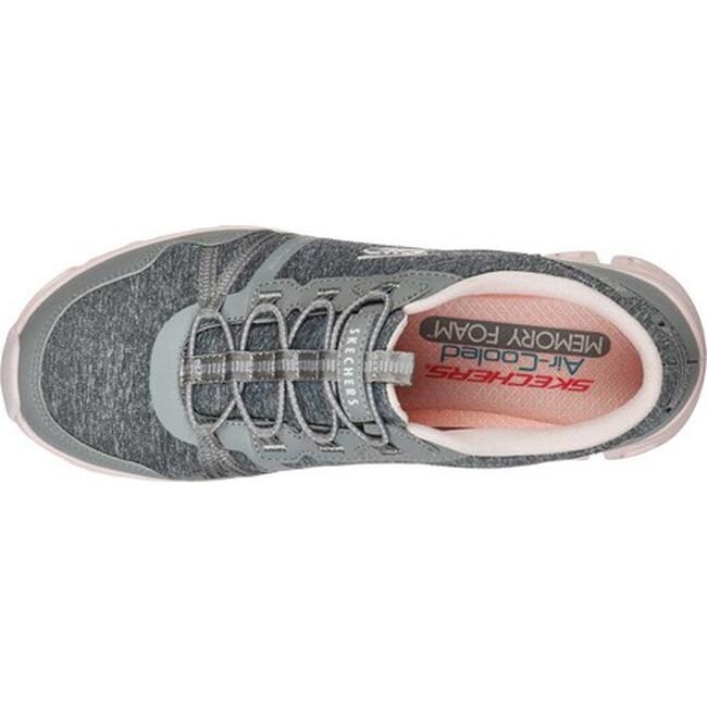 skechers glide step stepping up