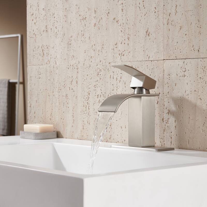 Single Handle Single Hole Bathroom Vanity Waterfall Spout Bathroom Faucet - Silver