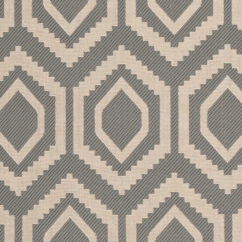 SAFAVIEH Courtyard Carolee Indoor/ Outdoor Patio Backyard Rug
