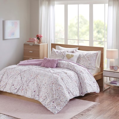 Intelligent Design Lara Metallic Printed and Pintucked Comforter