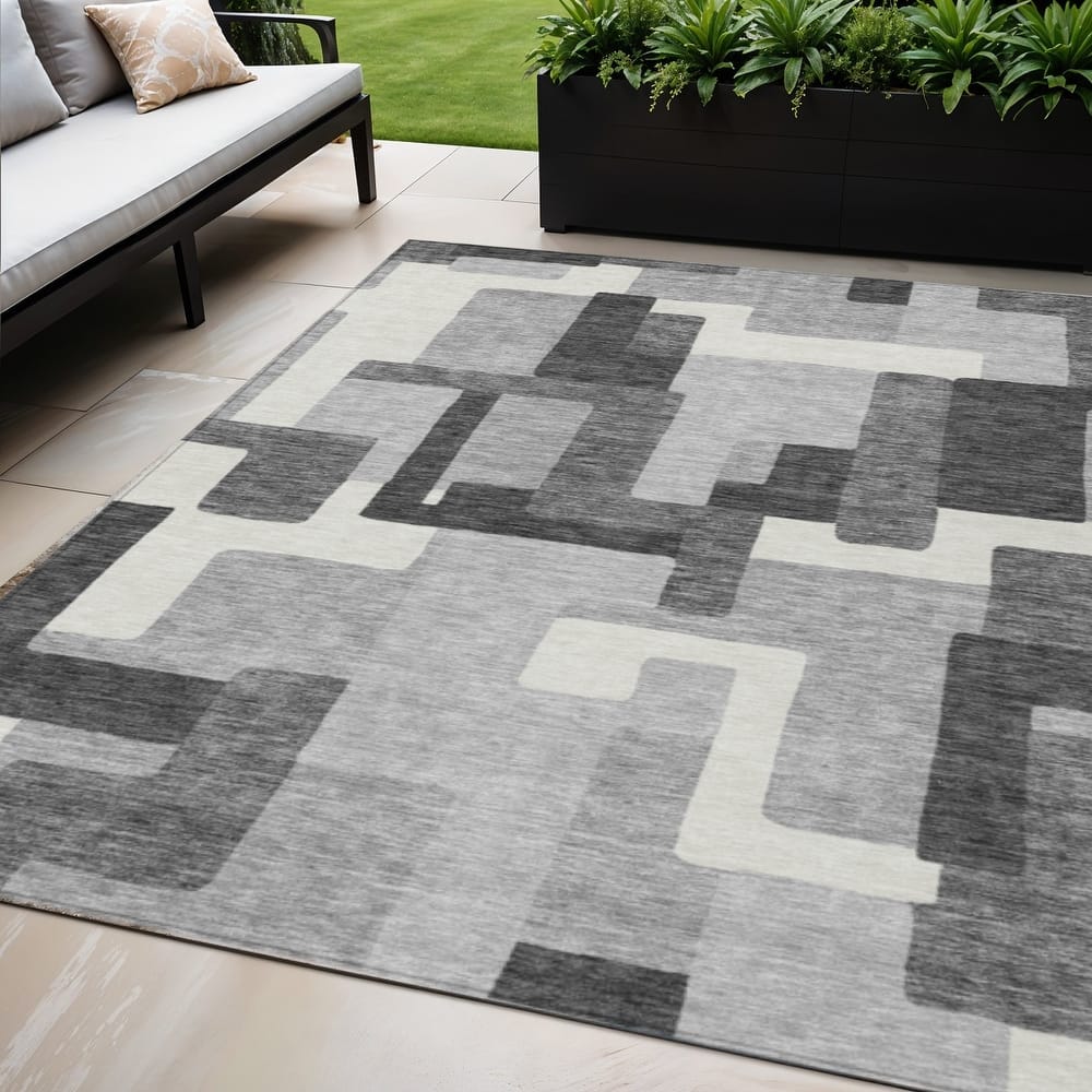 HomeRoots Abstract Transitional Rectangle Outdoor Rug