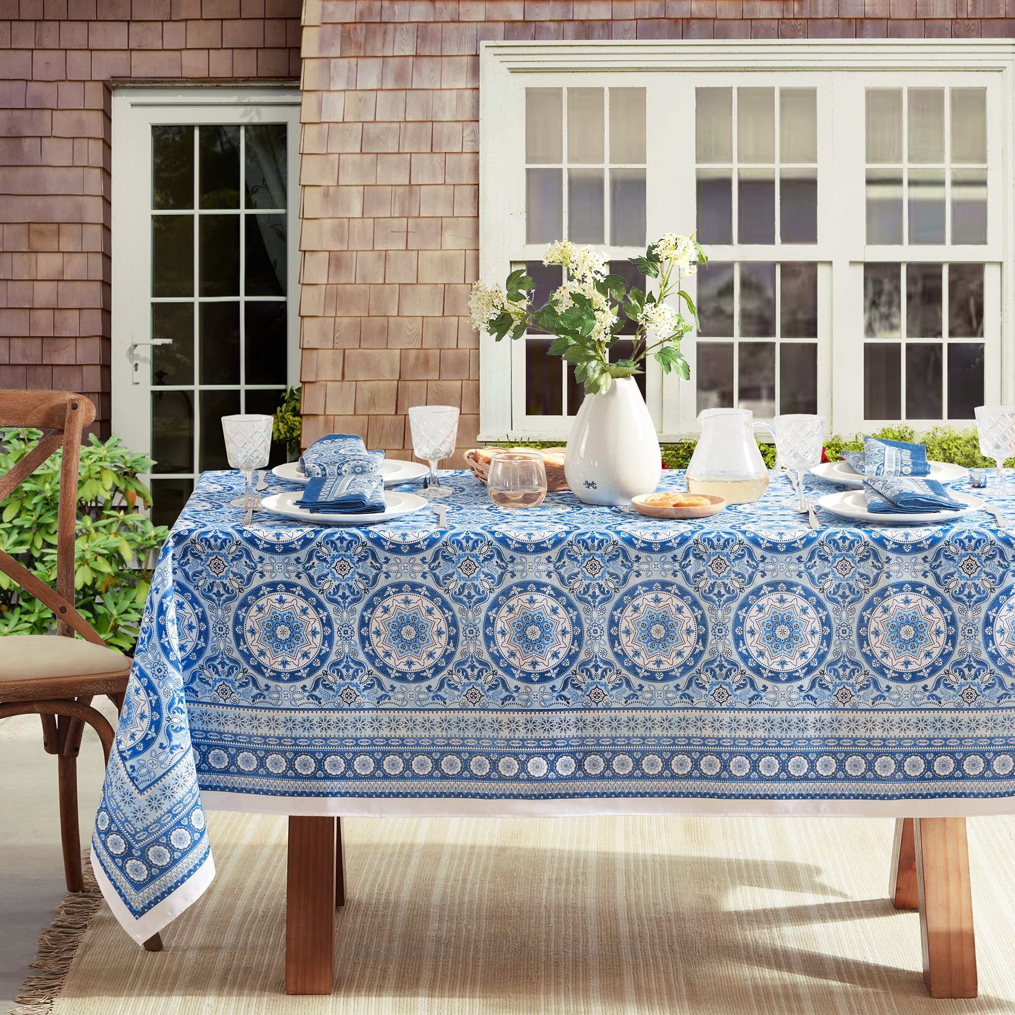Bed bath and store beyond table cloths