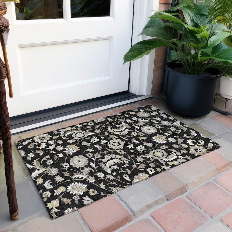 Machine Washable Indoor/ Outdoor Traditional Chantille Rug - Black - 1'8" x 2'6"
