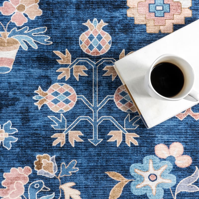 Nuloom Verity SplashGuard Traditional Medallion Machine Washable Area Rug