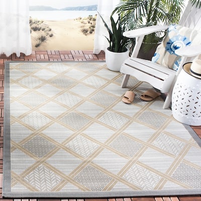 SAFAVIEH Courtyard Darlyne Indoor/ Outdoor Waterproof Patio Backyard Rug