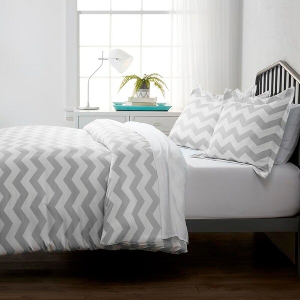 Merit Linens Premium Ultra Soft Arrow Pattern 3 Piece Duvet Cover Set. Opens flyout.