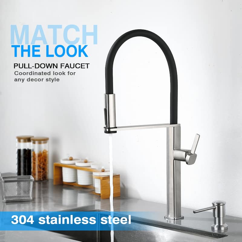 Single Handle Pull Down Sprayer Kitchen Faucet with in Brushed Nickel