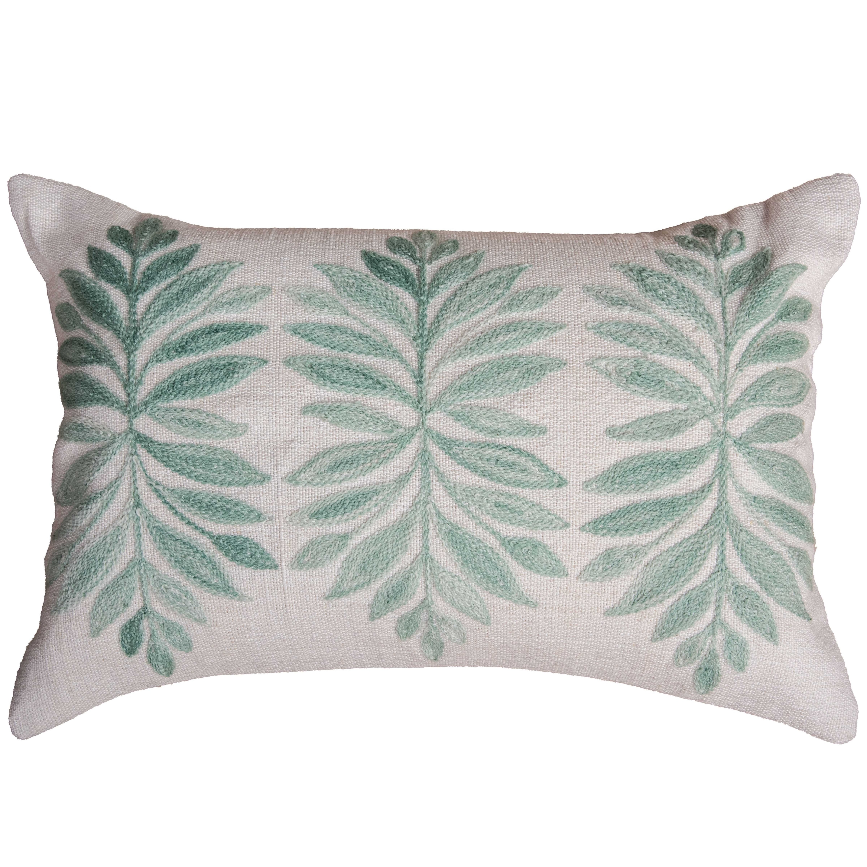 Rizzy Collection Botanical Modern Lumbar Throw Pillow