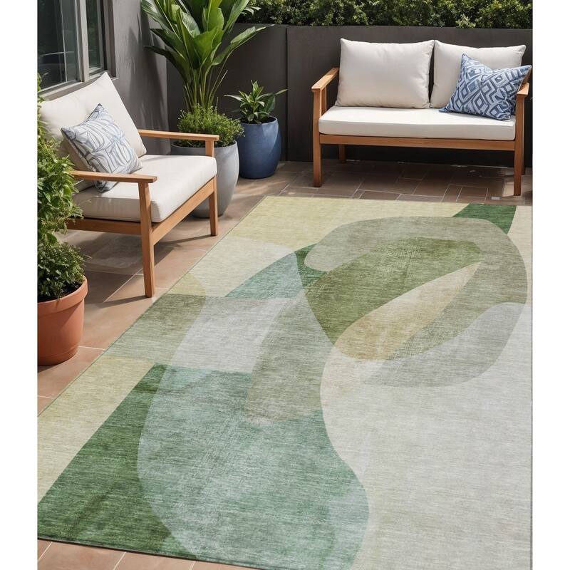 HomeRoots Abstract Transitional Rectangle Outdoor Rug - 5' X 8'