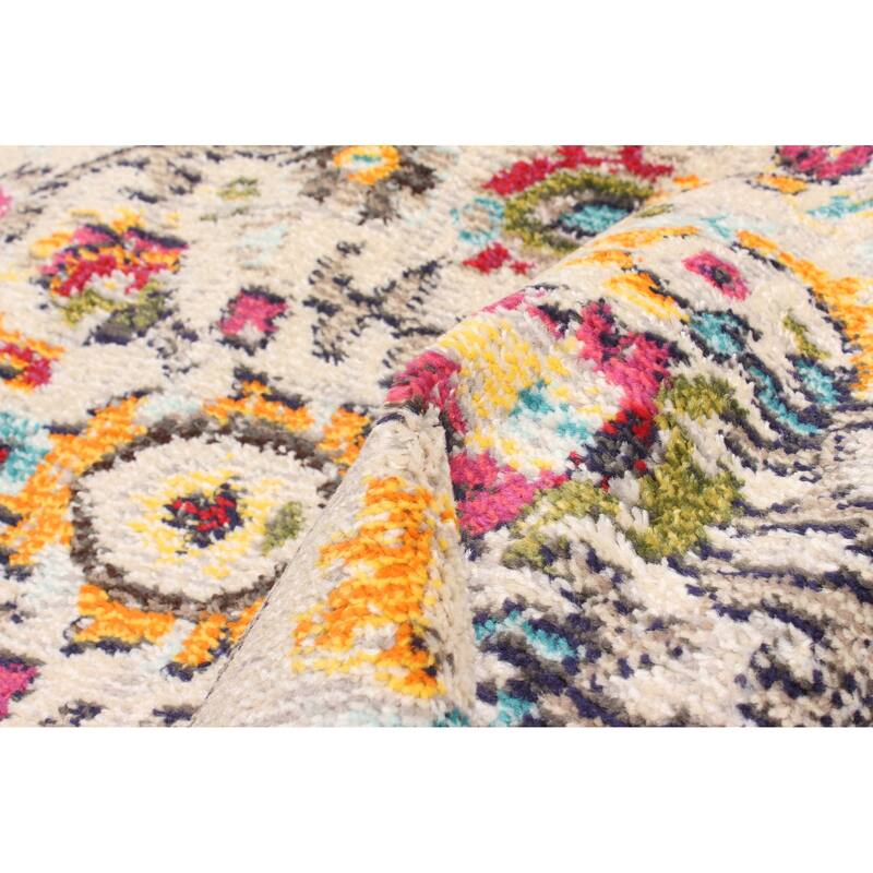 ECARPETGALLERY Machine Made Rosa Ivory Area Rug