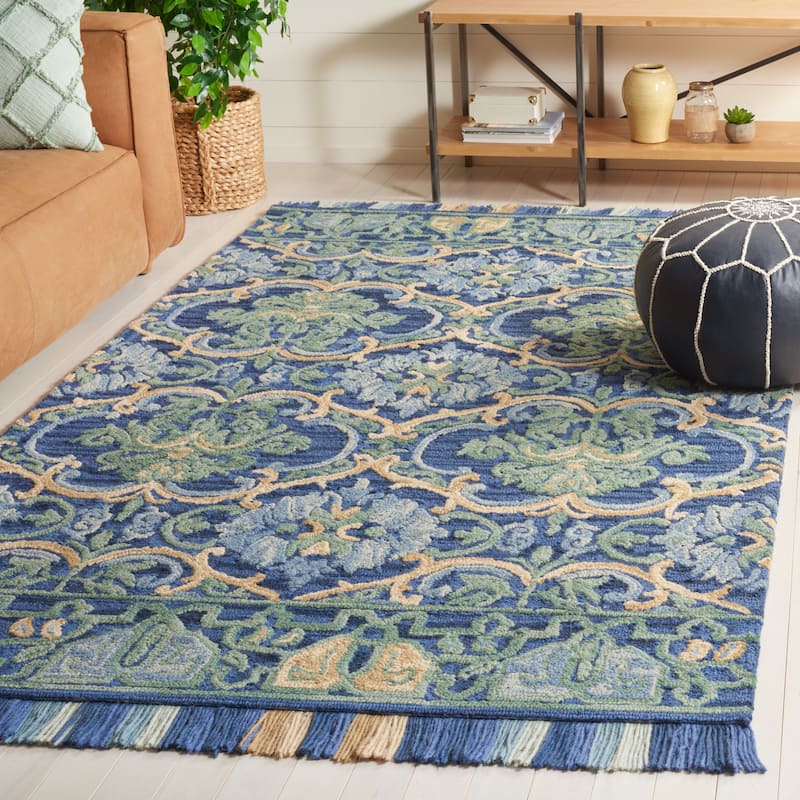 SAFAVIEH Handmade Blossom Parthenia Floral Wool Rug